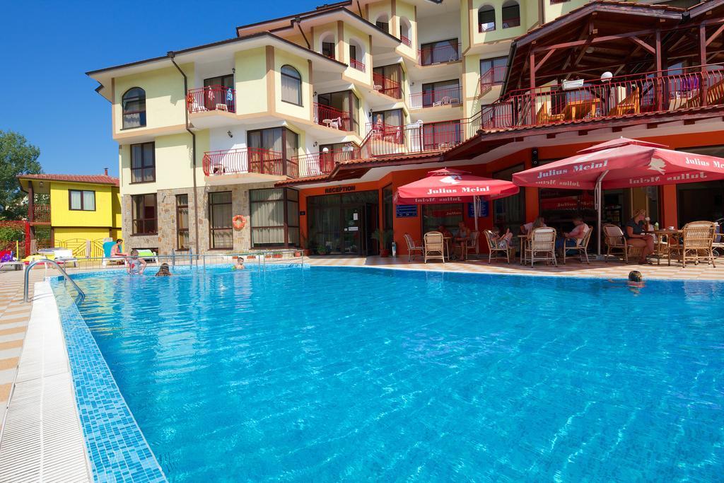 Hotel Smolyan Pantai Sunny Luaran gambar