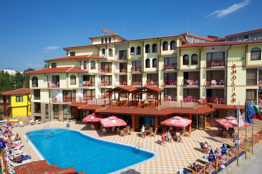 Hotel Smolyan Pantai Sunny Luaran gambar