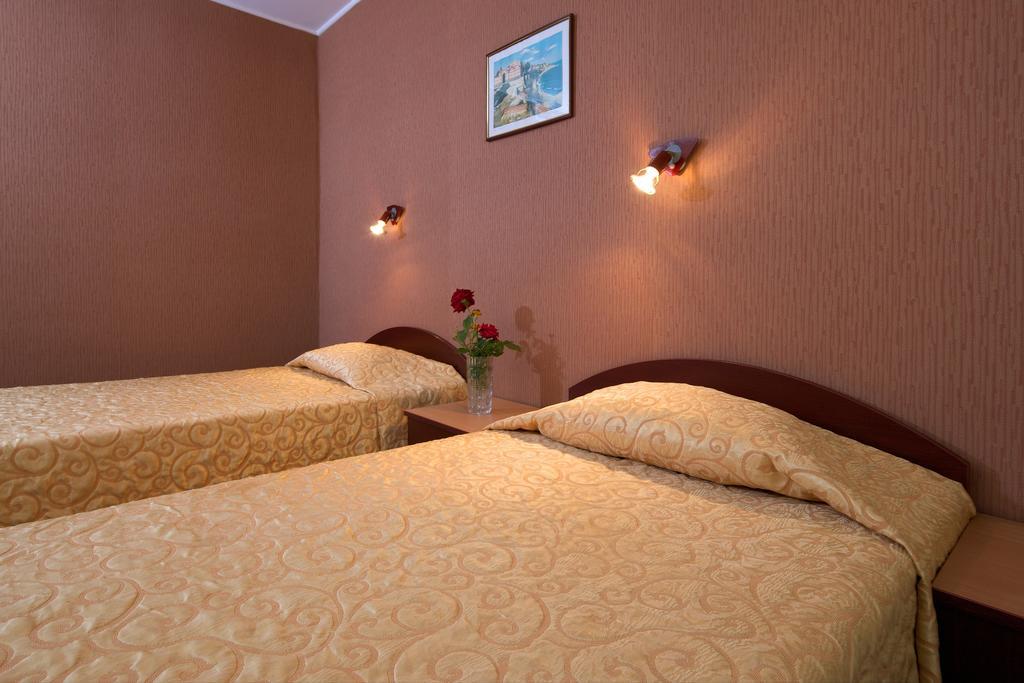 Hotel Smolyan Pantai Sunny Bilik gambar